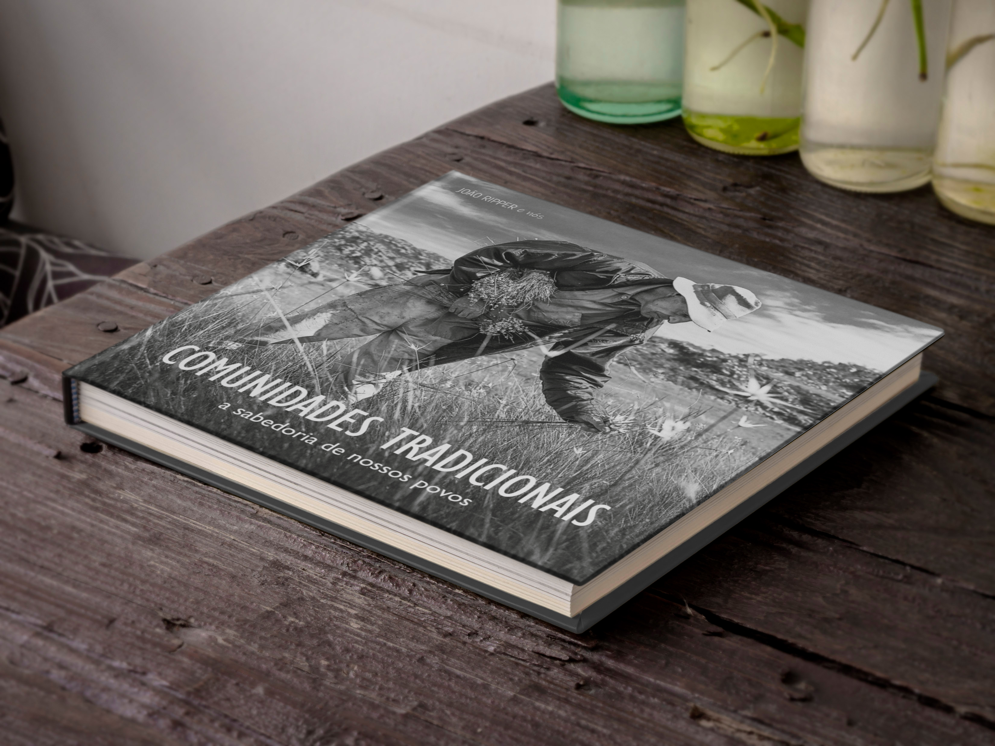 Exposição fotográfica “Imagens Humanas” de João Ripper e lançamento do seu livro “Comunidades Tradicionais”
